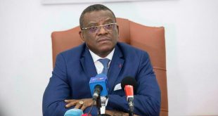 Le Premier ministre poursuit sa visite à Bamenda malgré une arrivée mouvementée