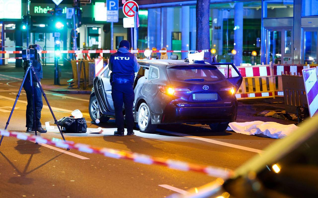 Cameroon Man Shot in Downtown Düsseldorf: A Deadly Encounter Over Debt