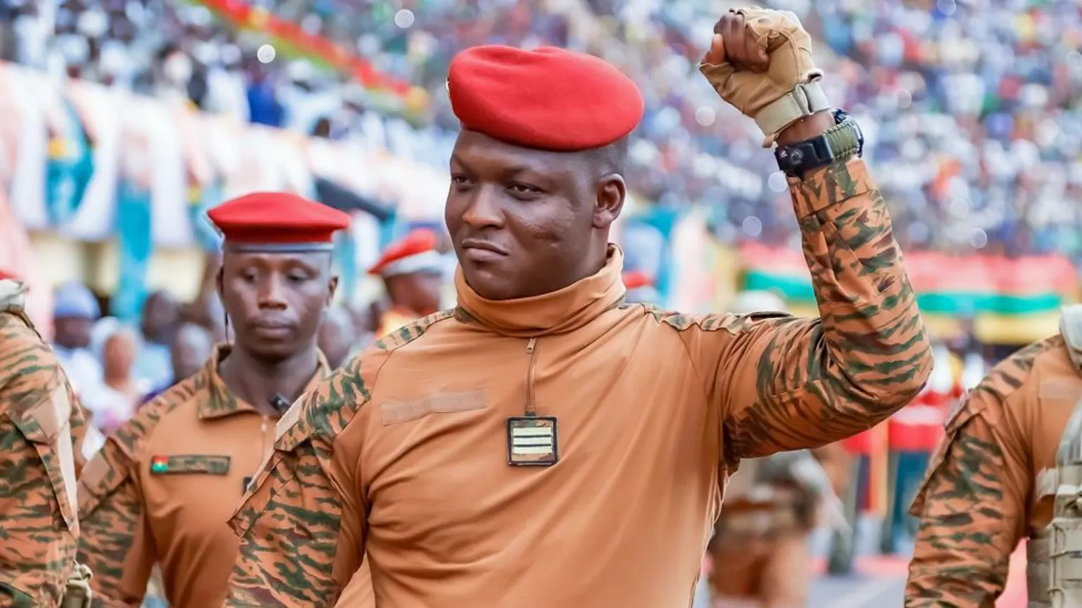 Burkina Faso : refus d’accueillir des expulsés américains, Washington suspend les visas