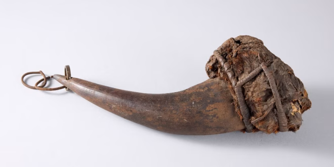 Plus De 6 300 Objets Camerounais Conservés En Suisse : Neuf Musées Vont Enquêter Sur Leur Provenance